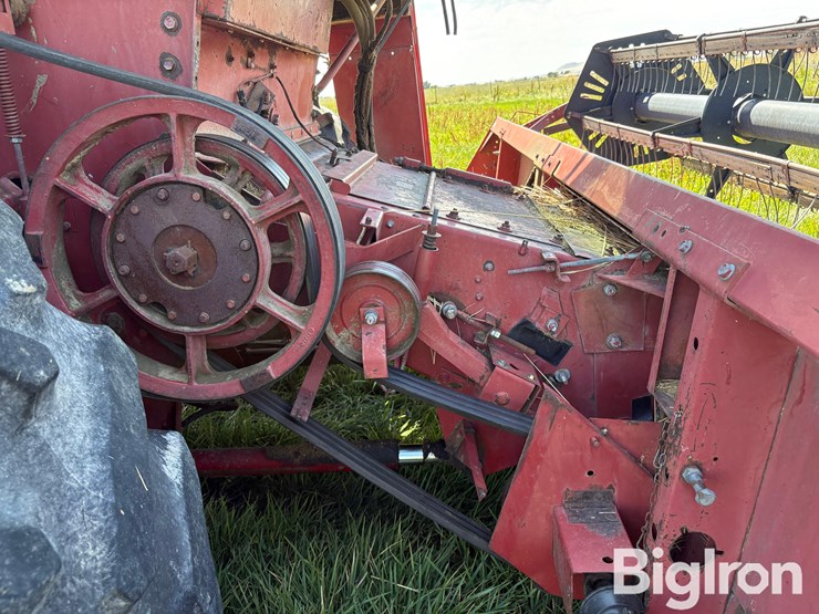 1986-case-ih-1660-image-17