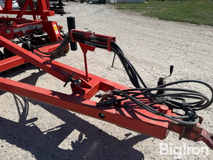 2013-kuhn-krause-8000-40-image-12