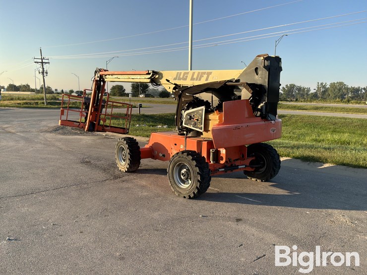 2017-jlg-460sj-image-7