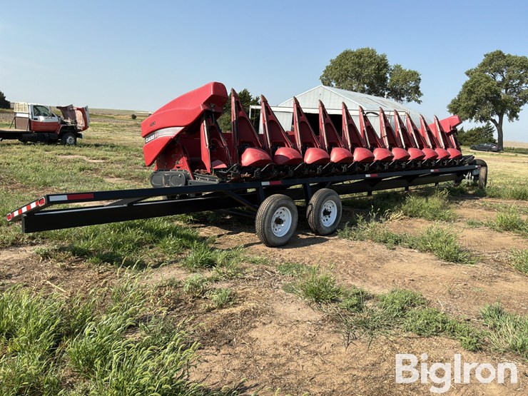 2012-case-ih-3412-image-3