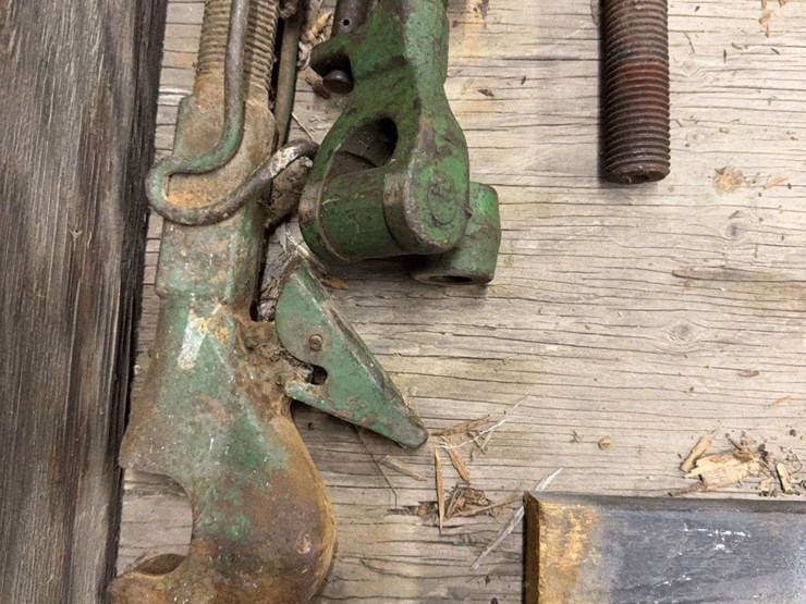 (2)-john-deere-center-links-image-2