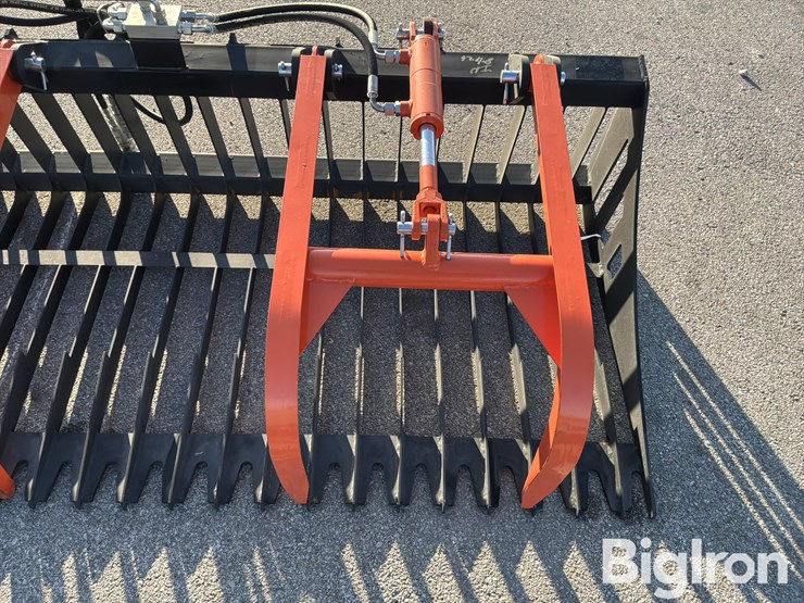 2026-massey-ferguson-730-image-11