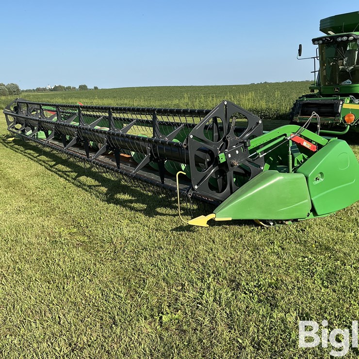 2017 JOHN DEERE 635F