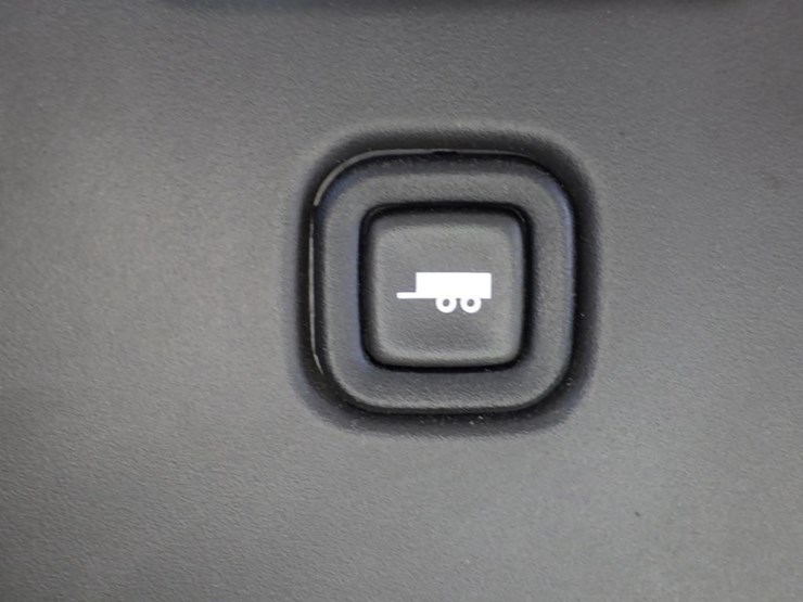 2023-gmc-3500-image-29