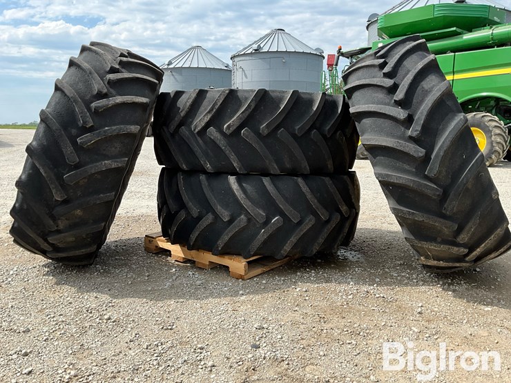 john-deere-4830-image-2