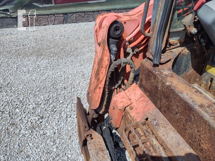 kubota-svl75-image-23