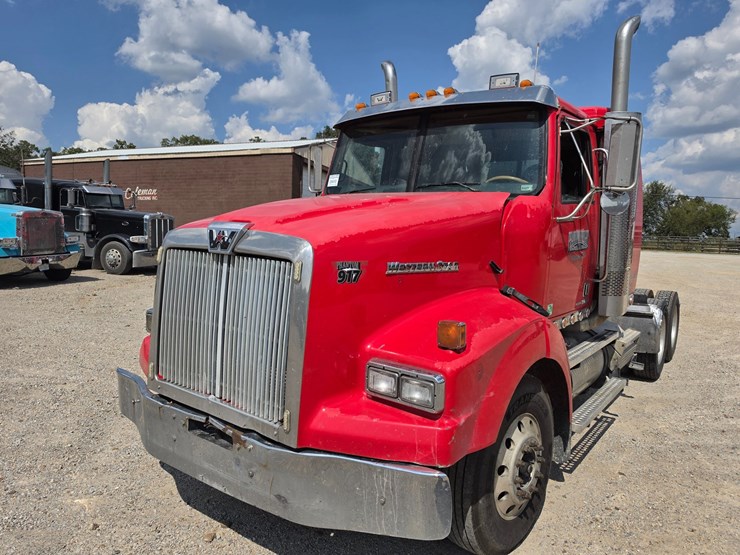 2012-western-star-4900-image-1