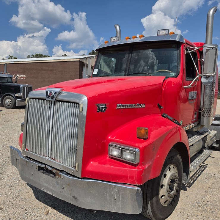 2012 WESTERN STAR 4900