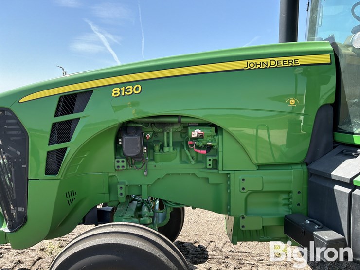 2007-john-deere-8130-image-11