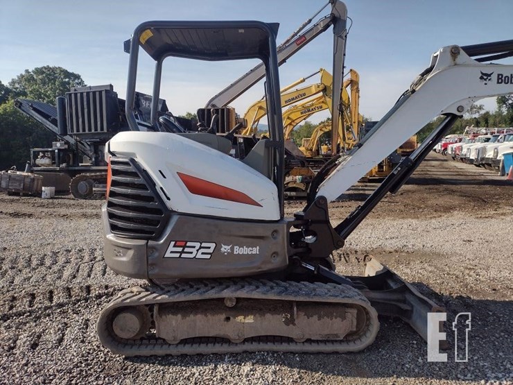 bobcat-e32-image-27