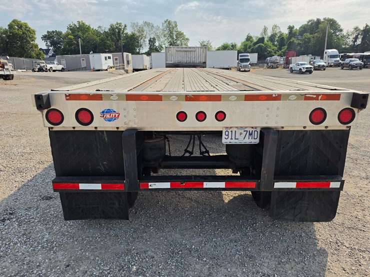 2012-utility-flat-image-12