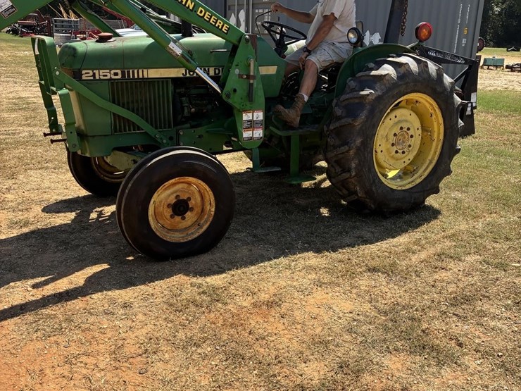 1983-john-deere-2150-image-4