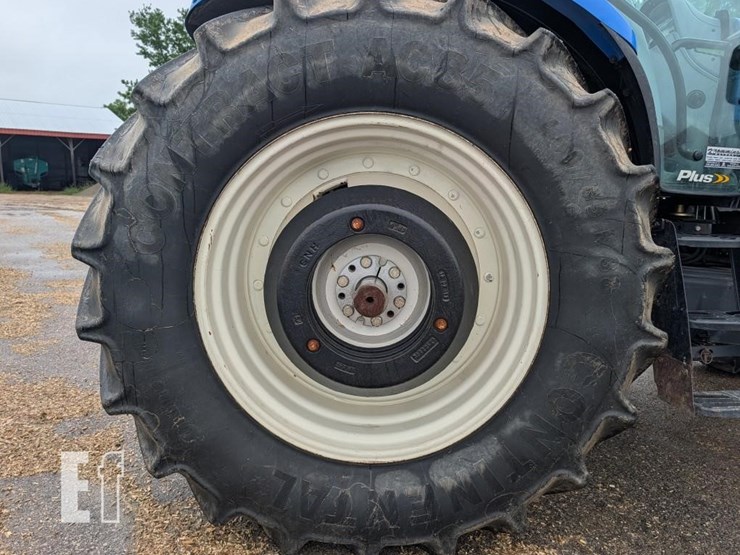 new-holland-t6070-plus-image-11