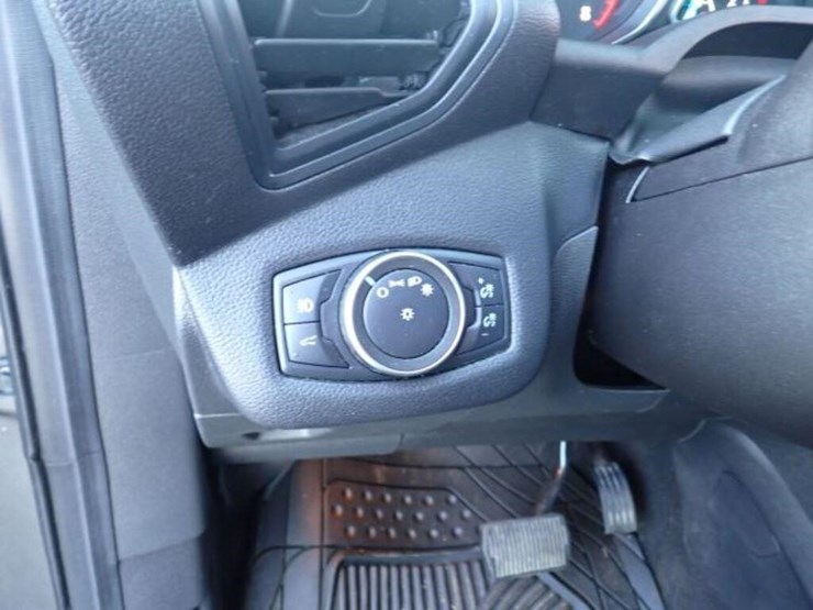 2019-ford-escape-image-15