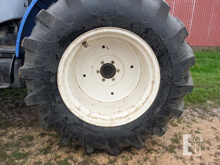 new-holland-boomer-41-image-14