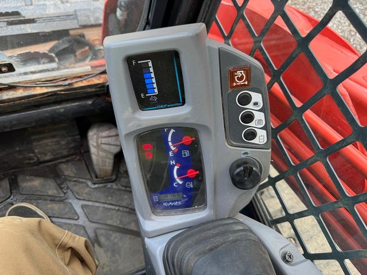 2018-kubota-svl95-2-image-24