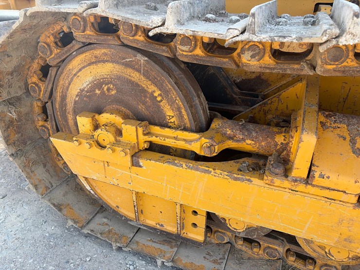 2021-deere-450k-image-10