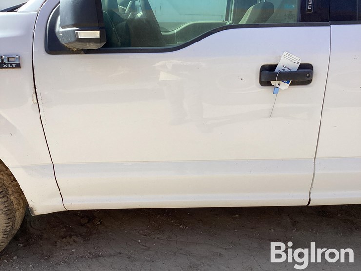 2017-ford-f150-xlt-image-16