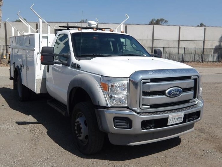2011-ford-f550-image-2