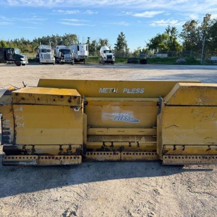 JOHN DEERE 524