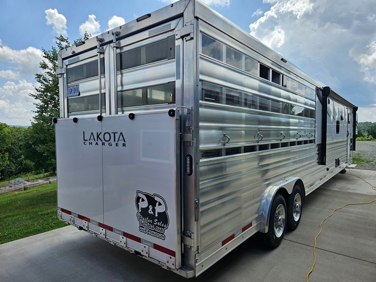 #21371-•-2021-lakota-charger-trailer-image-16