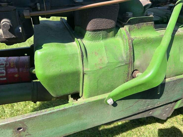 john-deere-a-image-11