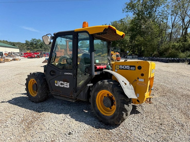 2017-jcb-505-20tc-image-2