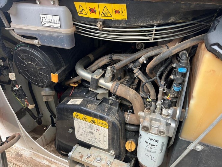 2021-bobcat-t66-image-14