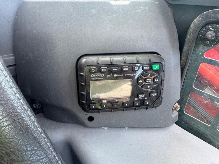2018-kubota-svl95-2-image-29