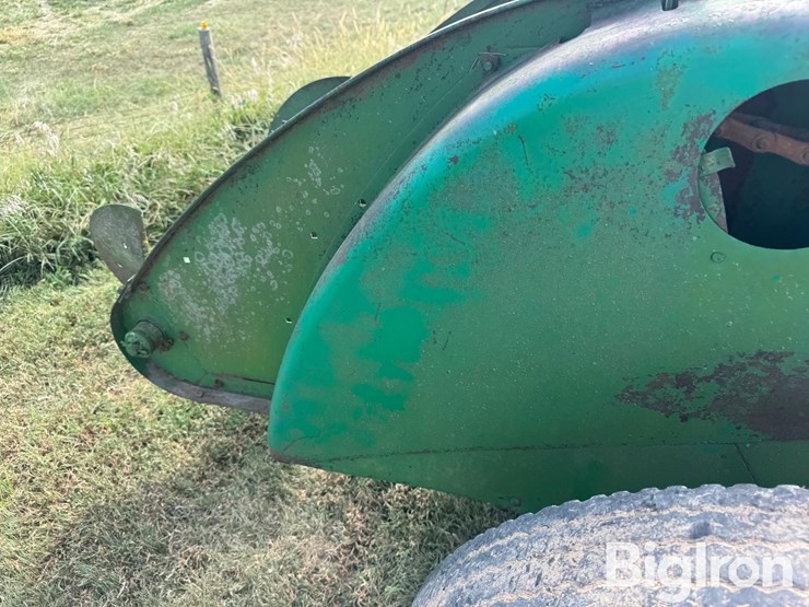 john-deere-h-image-15