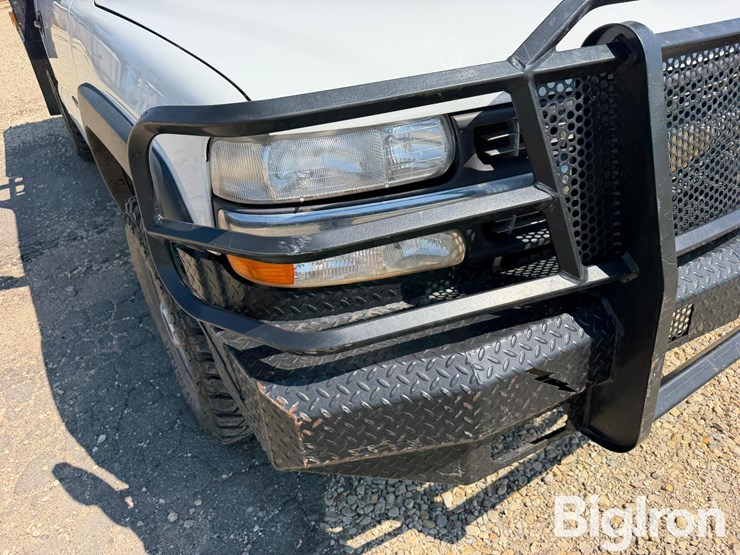 2002-gmc-sierra-2500-image-10