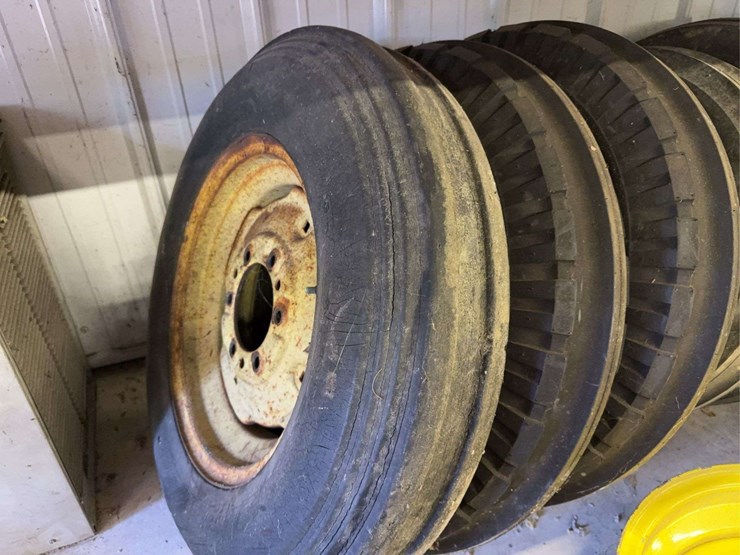front-tire-and-rim-assortment-image-3