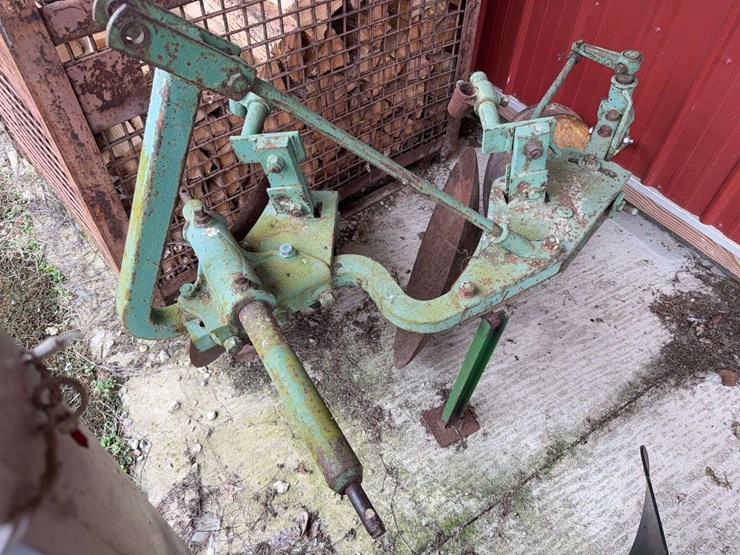 john-deere-2-image-2