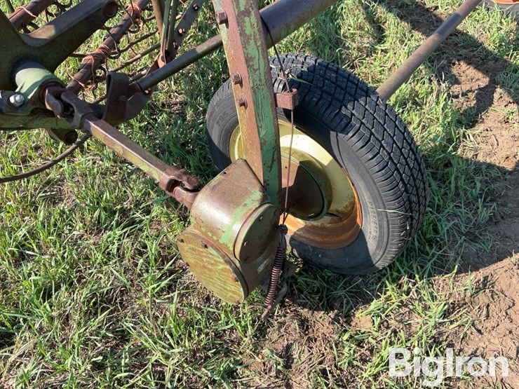 john-deere-851-image-15