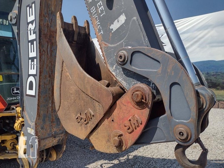 2010-deere-310sj-image-44