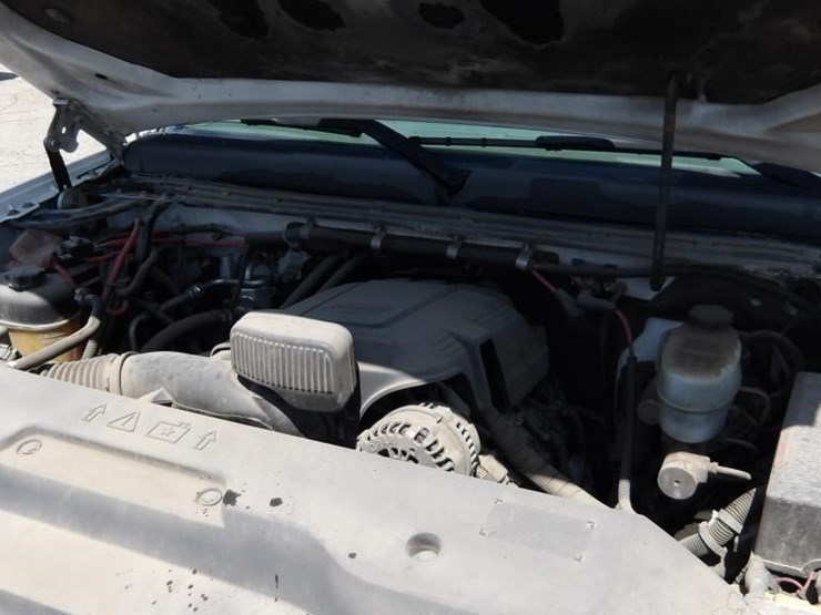 2012-gmc-sierra-3500-image-11