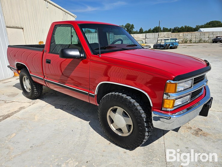 1995-chevrolet-1500-image-3
