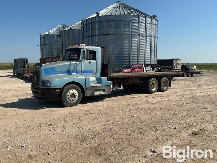 1986-kenworth-t600-image-1