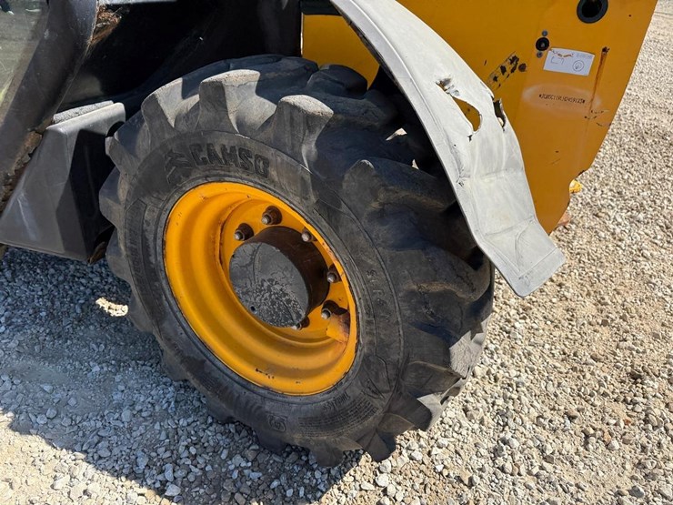 2017-jcb-505-20tc-image-13