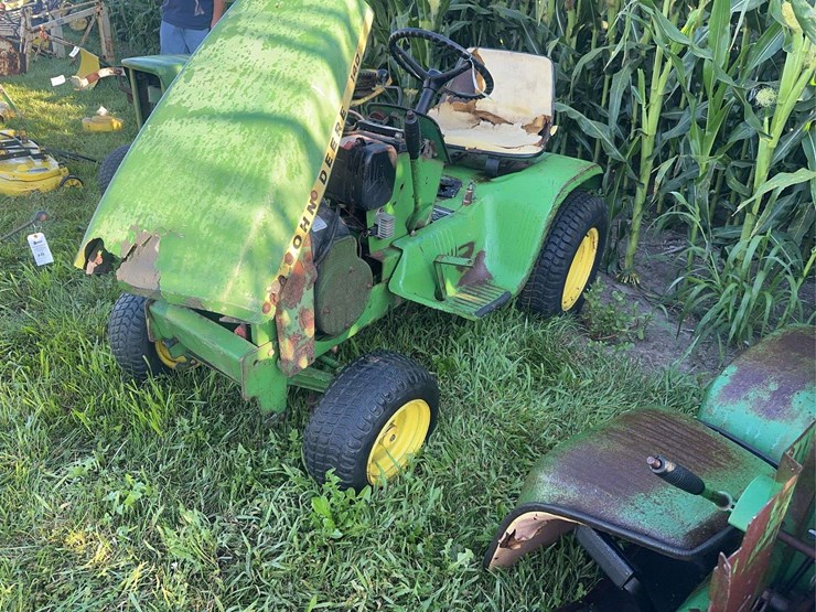 john-deere-110-image-1