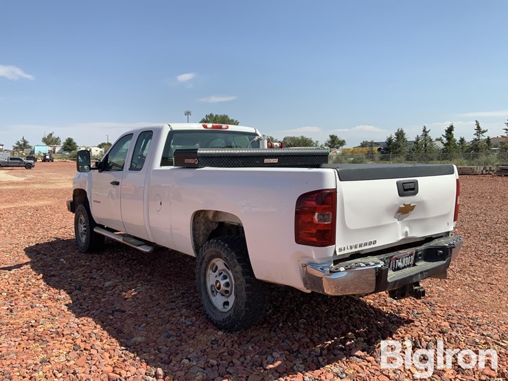 2013-chevrolet-silverado-2500-image-7