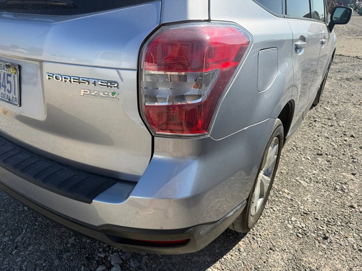 2015-subaru-forester-image-11
