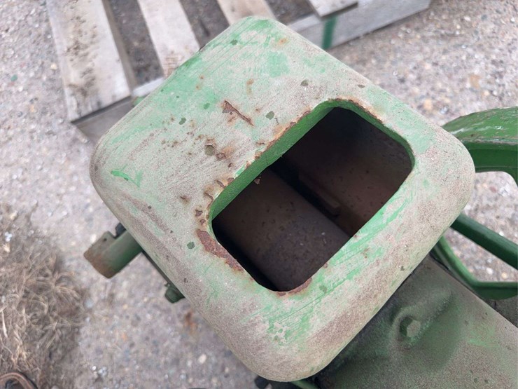john-deere-112-image-5