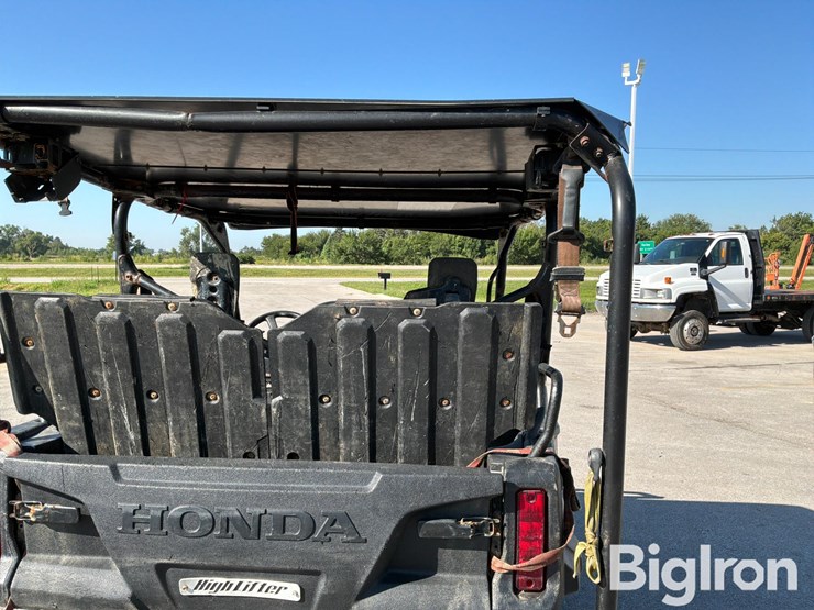 2019-pioneer-4x4-image-20