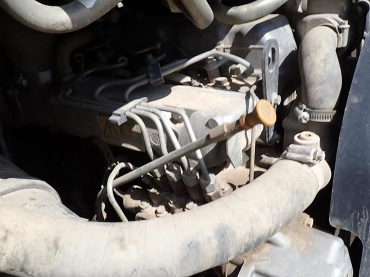 2002-caterpillar-226-image-17