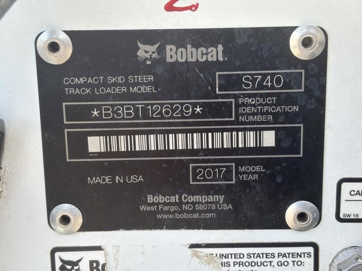 2017-bobcat-s740-image-51