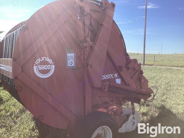 hesston-5800-image-4