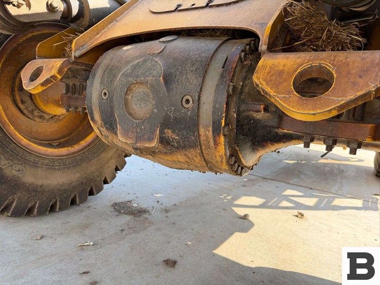 john-deere-624-image-9