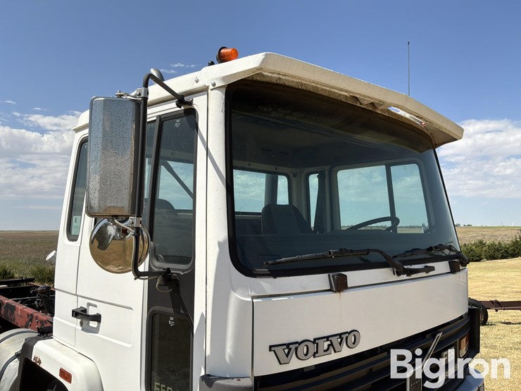 1988-volvo-fe-image-12