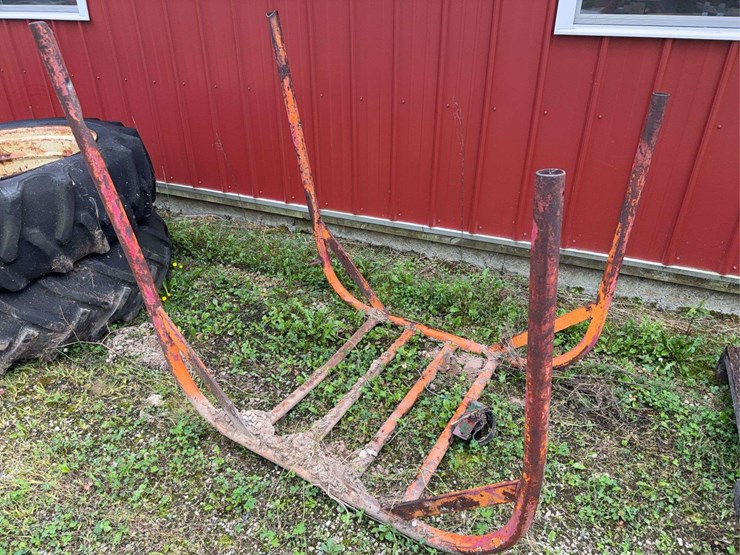 john-deere-dubuque-roll-cage-image-1
